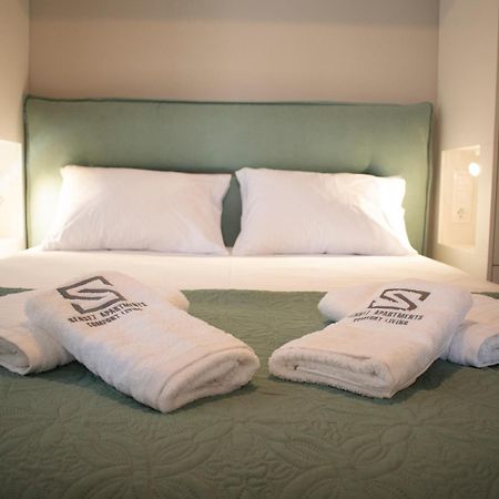 Sensez Apartments Лефкада Екстериор снимка